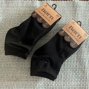 Born Cotton Blend Quarters Breathable Socks